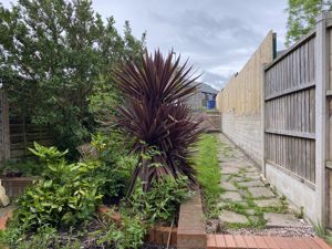 Photo 8- click for photo gallery